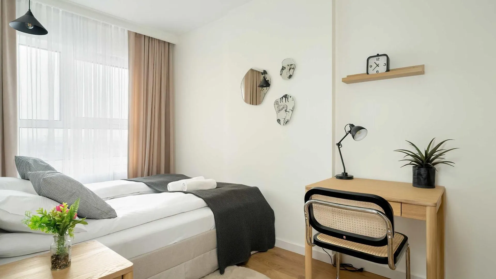 Komfortowy Apartament W Poznaniu Parking & Klimatyzacja By Noclegi Renters 0*, Poznań